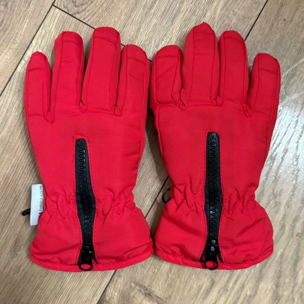 3T-4T Boy’s Red Zippered Winter Gloves